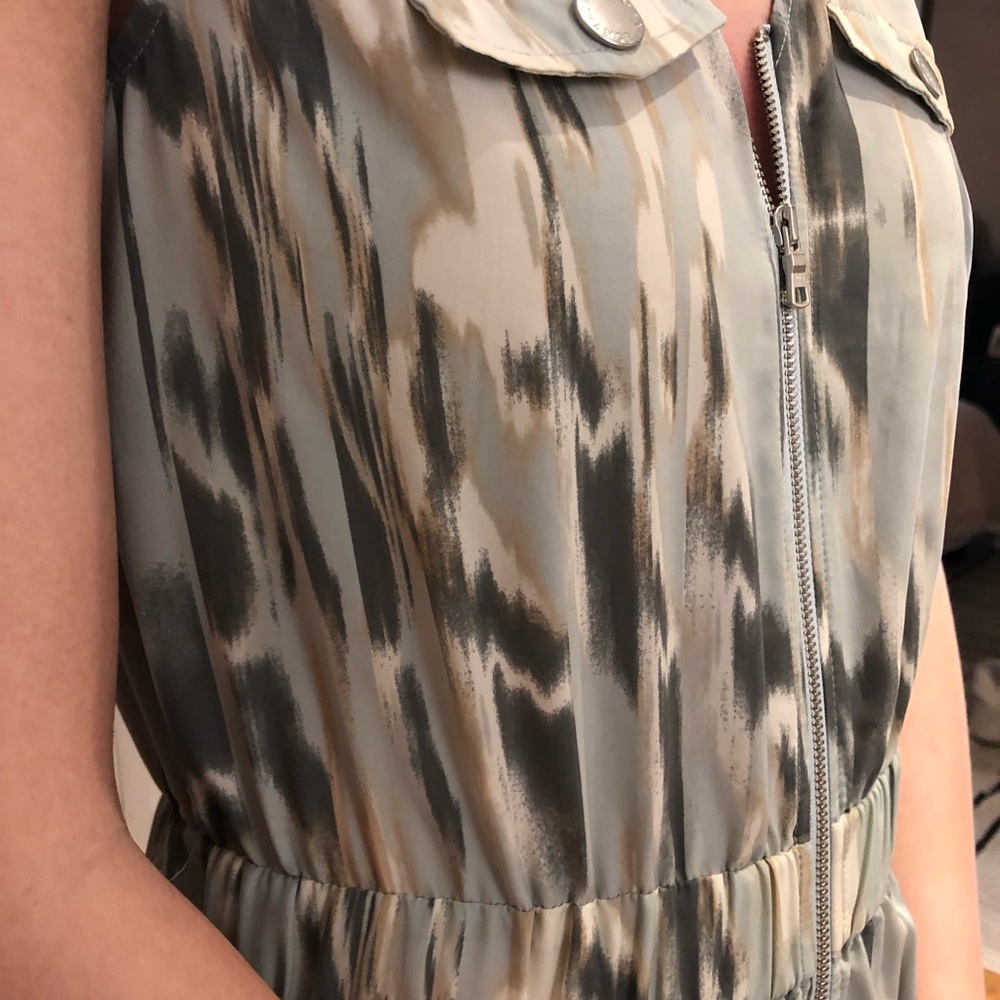 Patterned Romper - image 3